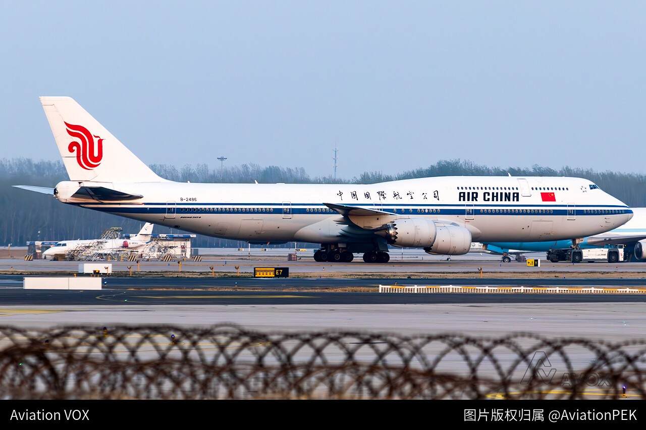 中国国际航空 Boeing 747-89L