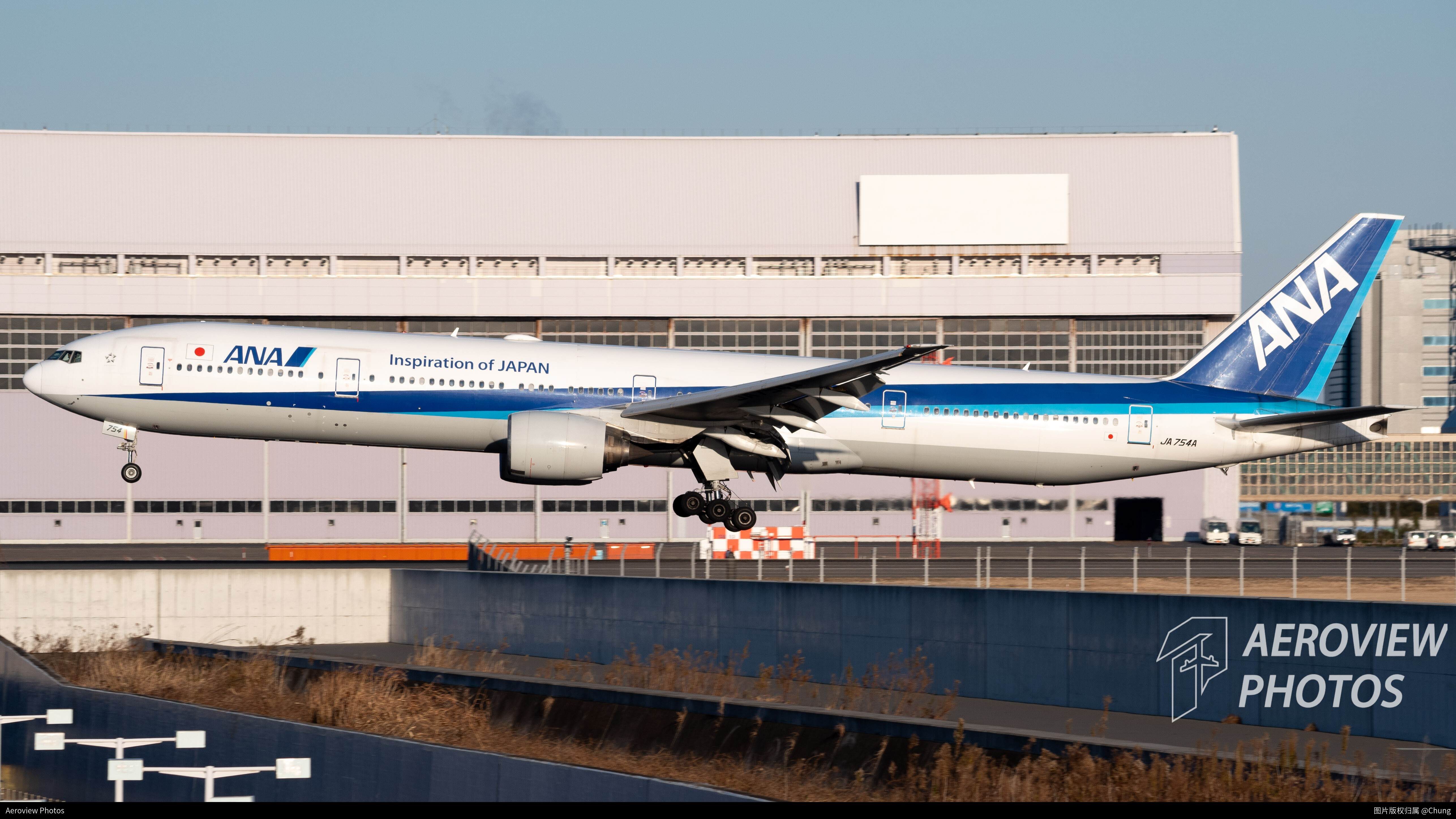 全日空航空 Boeing 777-381
