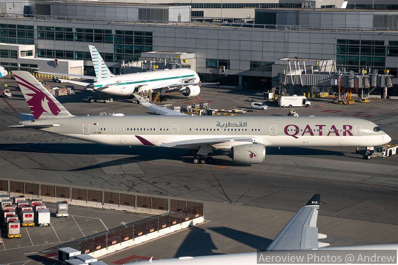 Qatar Airways Airbus A350-1041