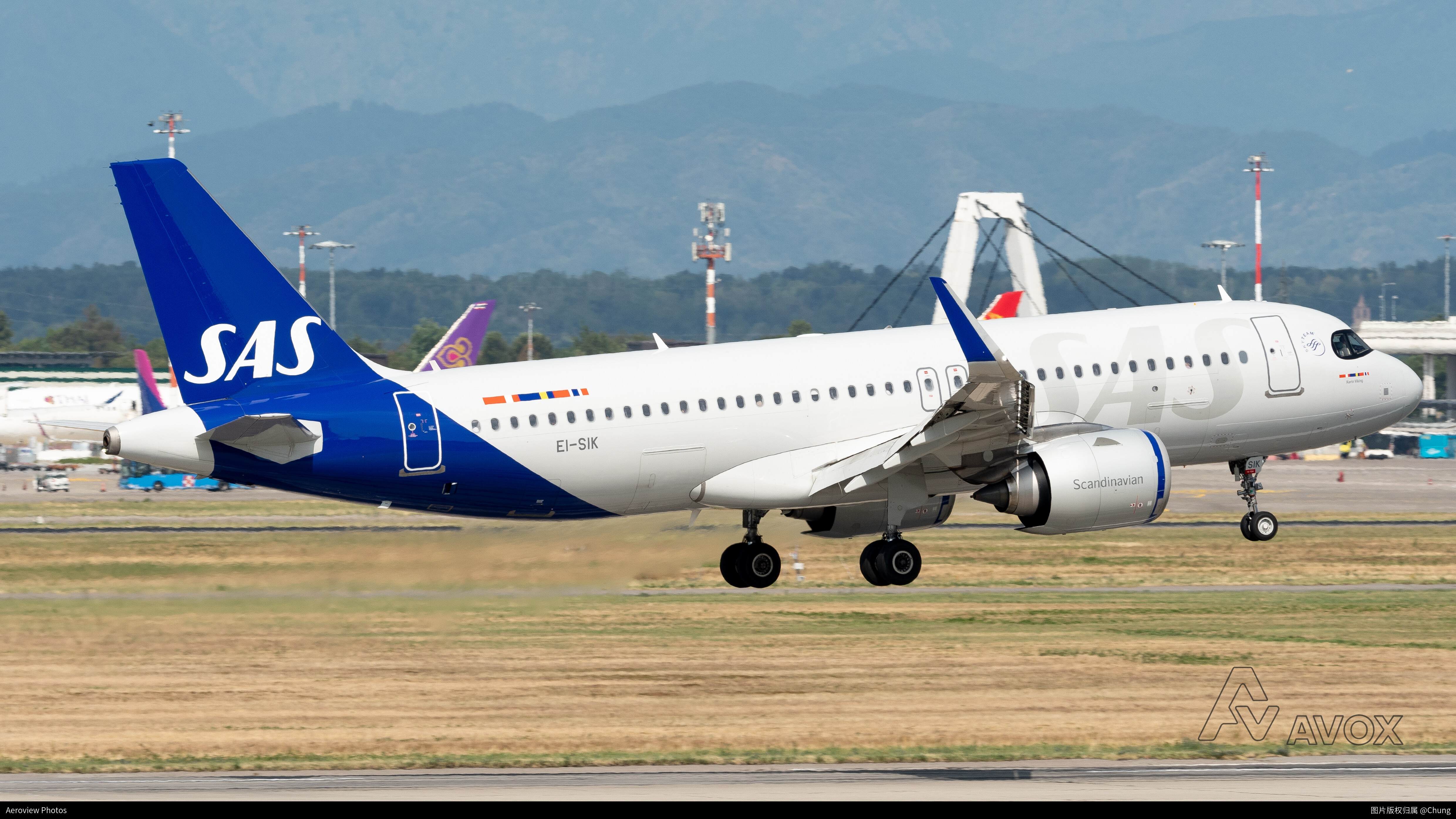 北欧航空 Airbus 320-251N
