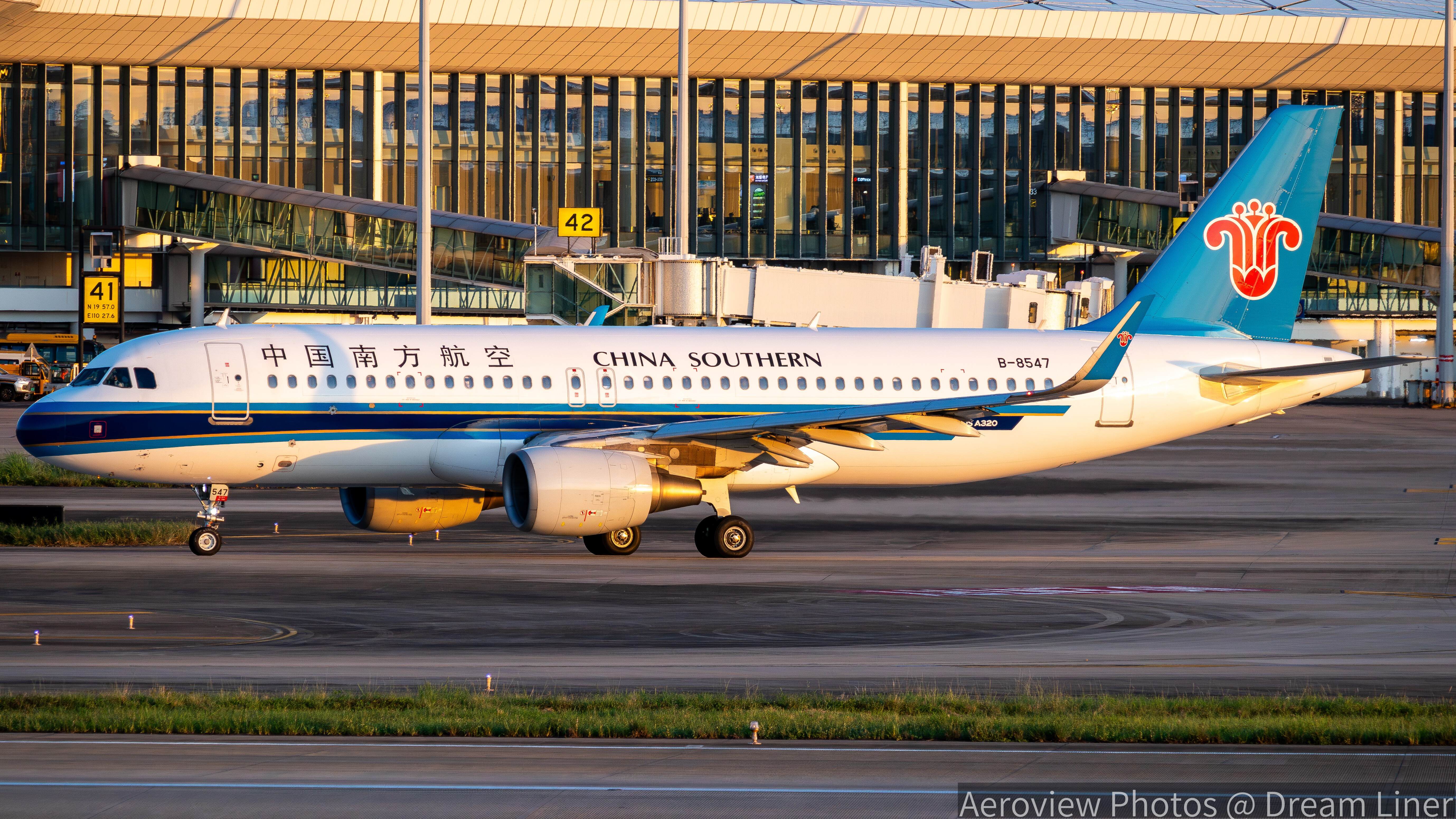中国南方航空 Airbus A320-214