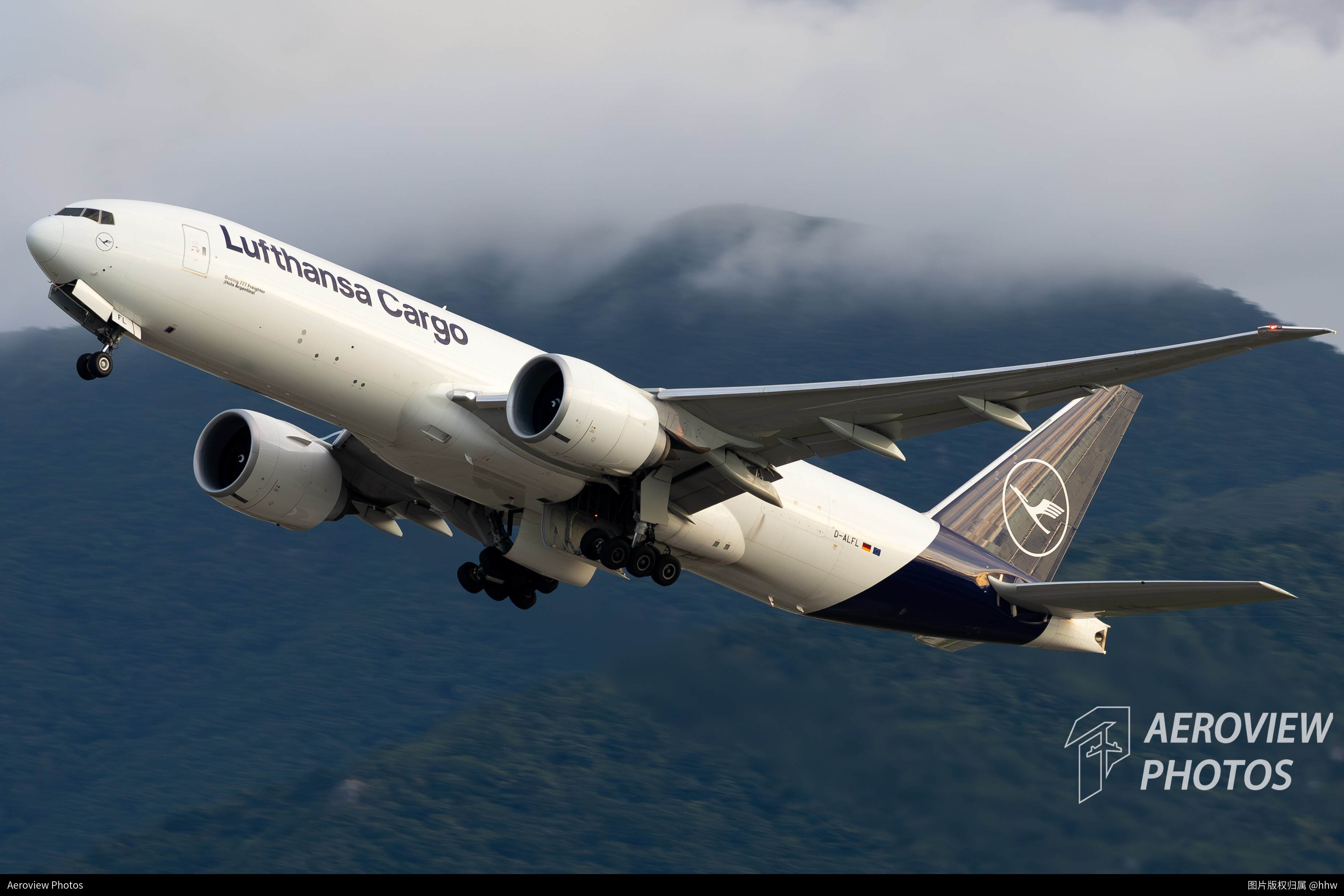 国泰航空 Boeing 777F