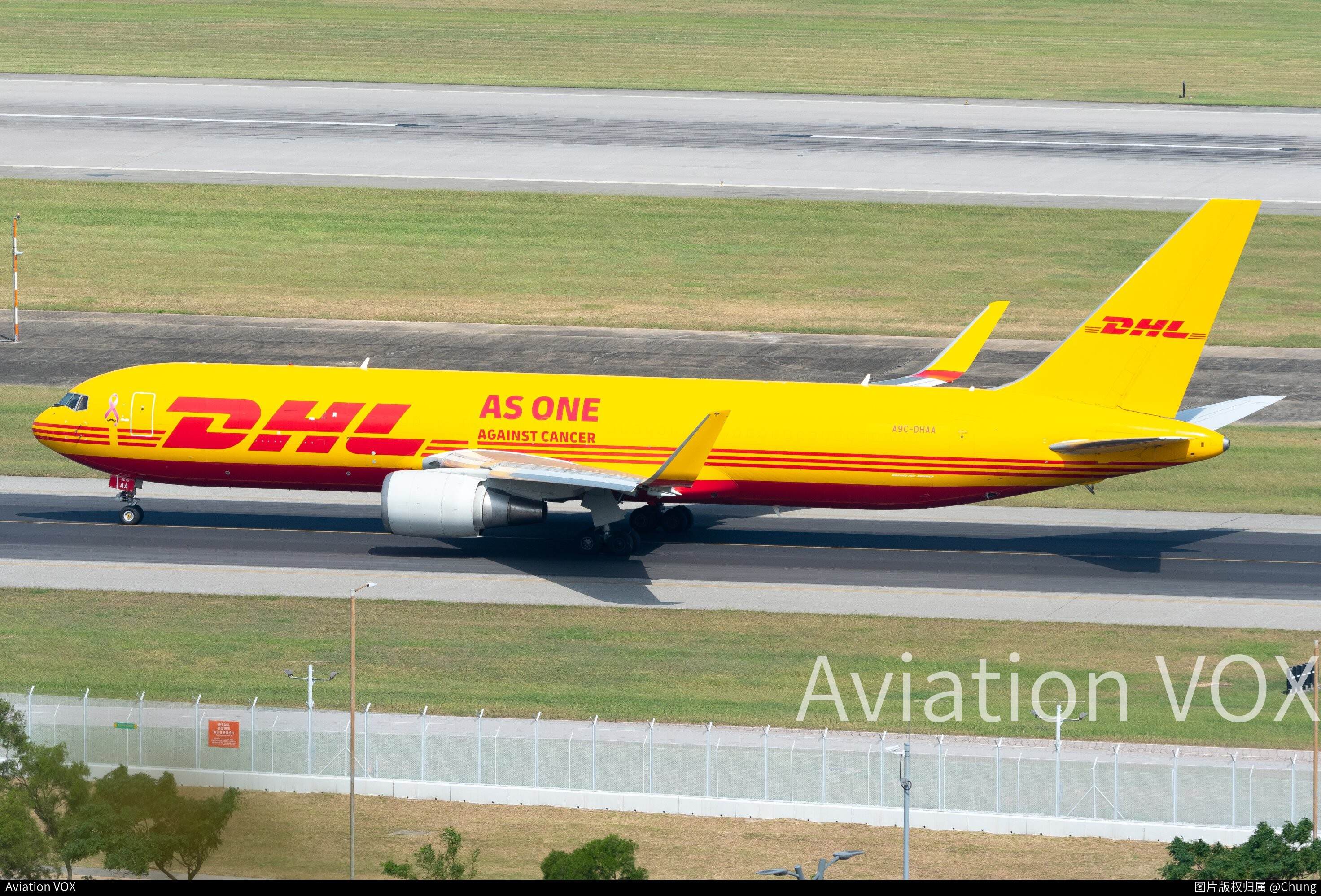 DHL Boeing 767-323